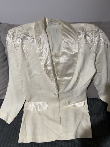 Haljine: Elegantna crno-zlatna haljina na pruge - Model: koktel/večernja — 22