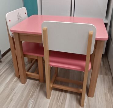 drveni stolovi za decu: Drvo, Upotrebljenо