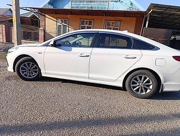 Продажа авто: Hyundai Sonata: 2018 г., 2 л, Автомат, Бензин, Седан — 3