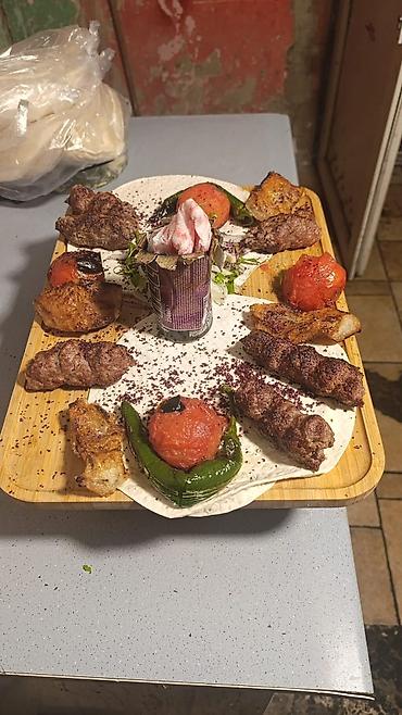 afsyant: Salam Atlı Restorana ofsiyant xanım teləb olunur işində diqqəti — 6