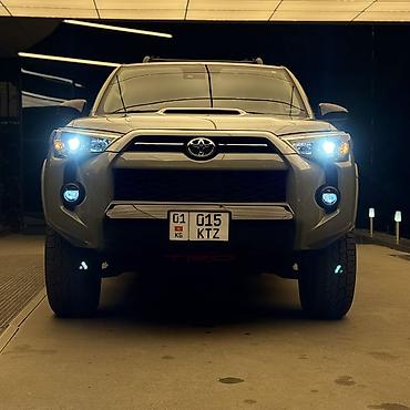 тойота 4 раннер: Toyota 4Runner: 2023 г., 4 л, Автомат, Бензин, Внедорожник — 7