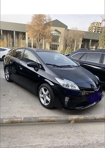 byd son: Toyota Prius: 2013 г., Автомат, Гибрид, Хэтчбэк — 2