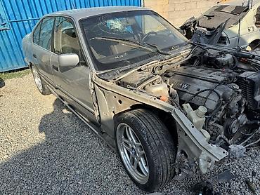 буд е 2: BMW 5 series: 1992 г., 2.5 л, Бензин, Седан — 3