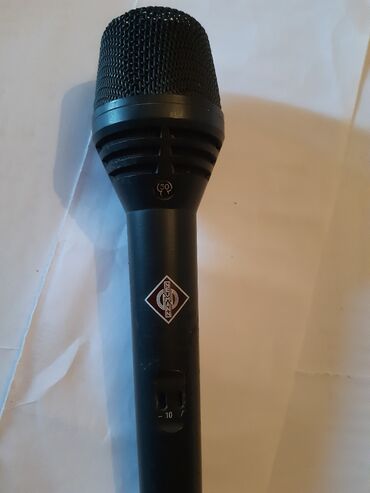 qarmon mikrafonu: Микрофон NEUMANN КМС 100 вокальный динамический немецкий.Цена