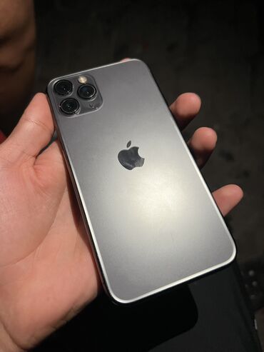 ремонт телефонов айфон: IPhone 11 Pro, Б/у, 256 ГБ, Серебристый, 100 %