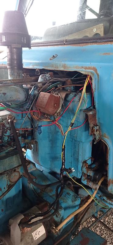 Traktorlar: Satılır traktor zavodu ili 1990 — 21