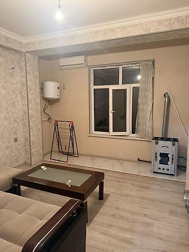 1 otaqlı evler: 1 otaqlı mənzil – mətbəx, zal və sanitar qovşağı ilə - Zal: geniş — 1