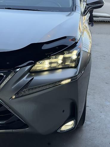 Lexus: Lexus NX: 2017 г., 2.5 л, Вариатор, Гибрид, Кроссовер — 4