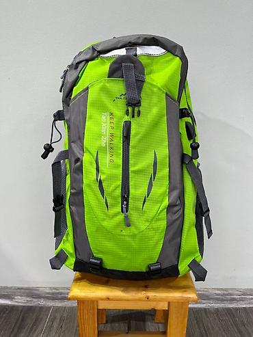 Туристические рюкзаки: 🎒 Рюкзак фирменный Легкий и компактный в черно-красном исполнении - — 21