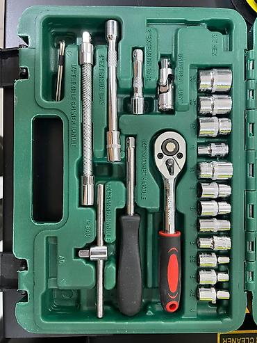 acar desti: 1/4" qola uyğun universal ucluqlar və açar dəsti – sərt plastik daşıma — 3