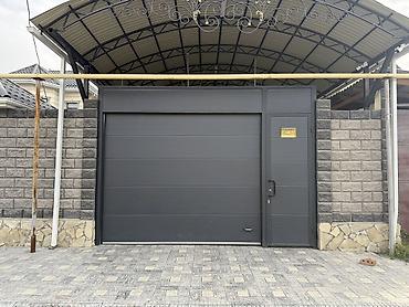 Секционные ворота: Секционные гаражные ворота с калиткой и автоматикой - Конструкция — 8