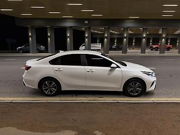 Продажа авто: Kia K3: 2022 г., 1.6 л, Вариатор, Бензин, Седан — 3