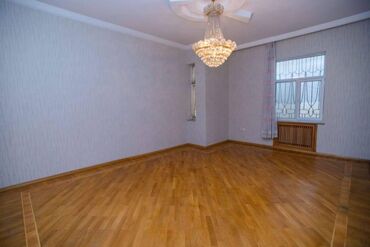 nərimanovda həyət evləri: 8 otaq, 684 kv. m