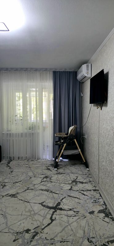 Продажа комнат: 36 м², С мебелью — 3