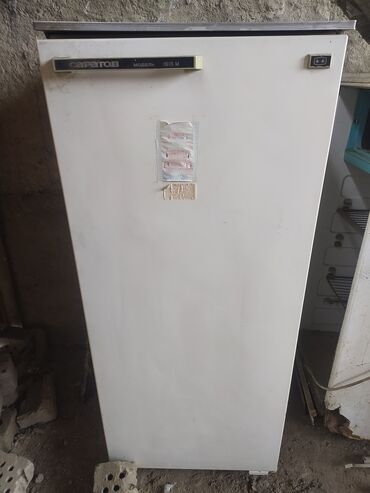 бытовая техника в рассрочку ош: 2 холодильник советский морозит отлично в Оше 3000 сом за одну