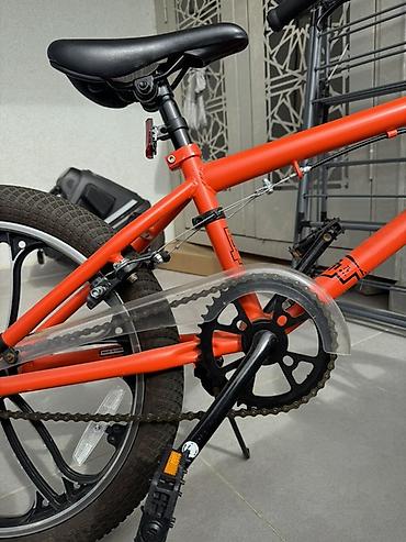 kredit velosiped: BMX üslublu uşaq/yeniyetmə velosipedi - Parlaq narıncı rəngli möhkəm — 3