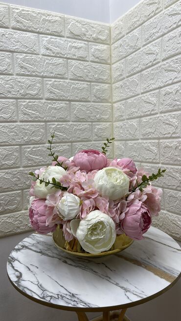 купить шкаф для папок в офис: 🌸 Нежность и элегантность 🌸 Эта цветочная композиция собрана из белых