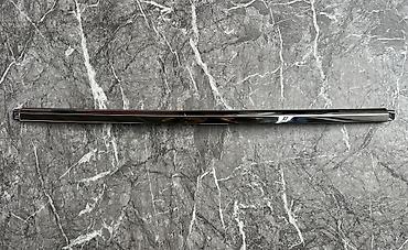 Бампер и комплектующие: Накладка на бампер Toyota, Новый, Оригинал — 2