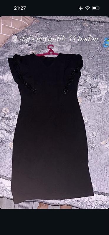 düz donlar: Qadın geyim dəsti – 3 don 1) Ağ məzun donu - Rəng: ağ - Model: 3/4 — 2