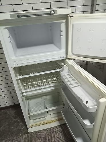 dynacord satilir: Indesit iki kameralı soyuducu - Üstdə dondurucu bölmə, altda soyutma — 2