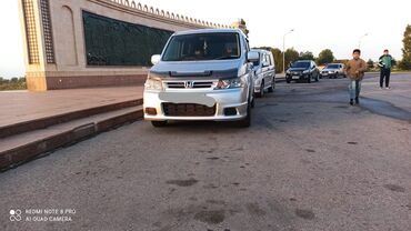 дом на обмен: Honda Stepwgn: 2004 г., 2 л, Автомат, Бензин, Вэн/Минивэн