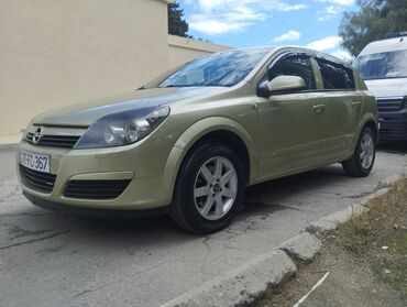 Opel: Opel Astra H – 5 qapılı hetçbek - Korpus: 5 qapılı, açıq-yaşıl rəng - — 6