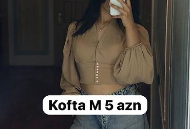 Dəstlər, kostyumlar: Qadın geyimləri – ölçü M - Ağ zolaqlı iki hissəli dəst: düyməli — 7