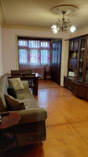 Köhnə tikili: Bakı, 1 otaqlı, Köhnə tikili, m. Xalqlar Dostluğu, 30 kv. m — 2