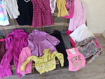 одежды для малышей: Продаю детские вещи за всё