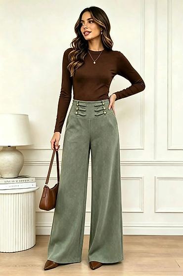 sljokicaste trenerke: Pantalone
Cena 2700
Uni vel.
V20 — 3