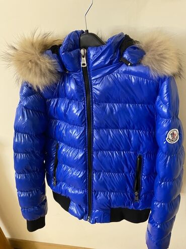 женские стеганые жилеты: Qadınlar üçün qısa,rahat və isti moncler kurtkası originaldı və tam