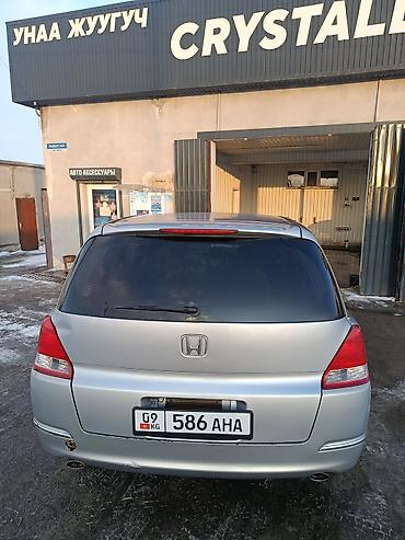 два авто: Honda Odyssey: 2004 г., 2.4 л, Автомат, Бензин, Минивэн — 4