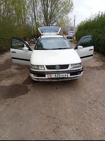 Volkswagen Passat Variant: 1995 г., 2 л, Кол менен иштөөчү, Бензин, Универсал lalafo.kg да Volkswagen Passat Variant: 1995 г., 2 л, Кол менен иштөөчү, Бензин, Универсал