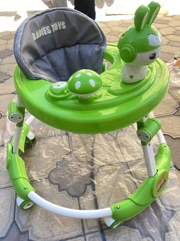 прогулочные коляски лицом к маме: Детские ходунки BABIES TOYS, зеленые - Круглая устойчивая база на 6