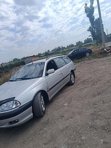 форанер 2004: Toyota Avensis: 2001 г., 2 л, Механика, Дизель, Универсал — 3