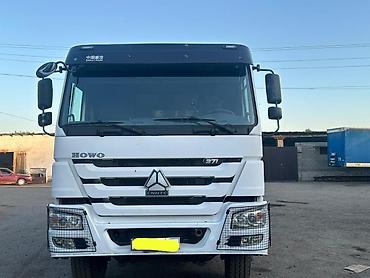 хово вакансия: Самосвал SINOTRUK HOWO 371 - Конфигурация шасси: 6x4 - Двигатель — 2