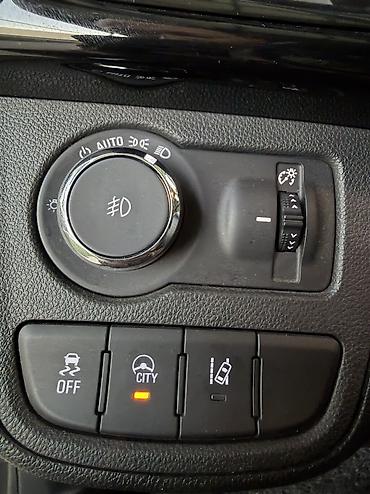 spark 7: Chevrolet Spark: 2017 г., 1 л, Вариатор, Бензин, Хэтчбэк — 6