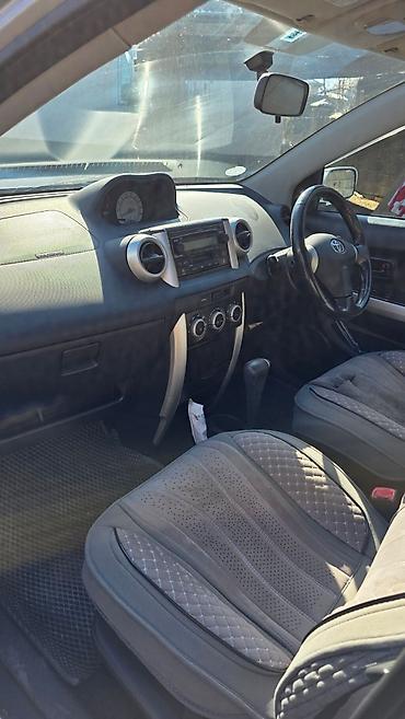 Toyota: Toyota ist: 2003 г., 1.3 л, Автомат, Бензин, Хэтчбэк — 7