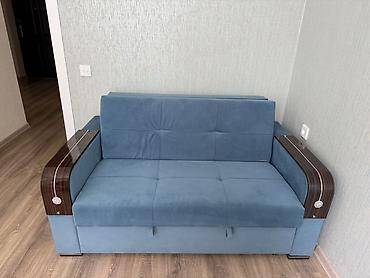 Divanlar: Mavi rəngli, ikiyerli transformasiya olunan divan - Material: Yumşaq — 2