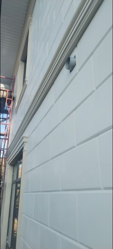 Сары-Таш, Травертин: Термотравертин. Фасадный материал с утеплителем. Из Сары таша и белый — 2