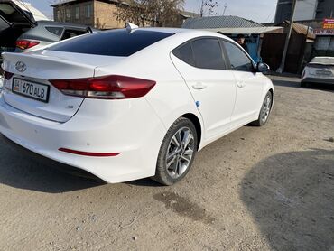 Hyundai: Hyundai Avante: 2018 г., 1.6 л, Автомат, Бензин, Седан