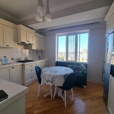 samaxinkada satilan evlər: İcarəyə verilir 3 otaqlı yeni tikili 100 m², Həzi Aslanov m. 800 — 4