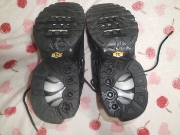 Patike: Nike Air Max Plus Tn, crne patike - Model: Air Max Plus (Tn) - — 5
