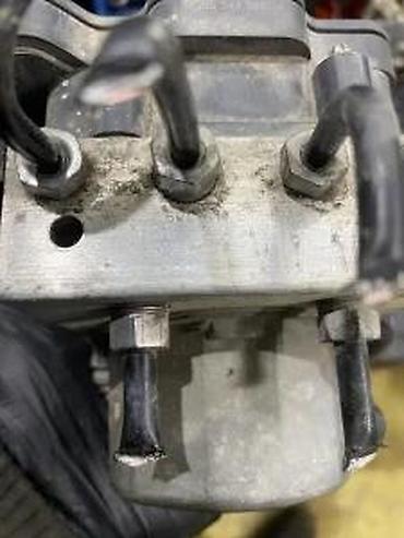akumulator ford focus: AUDI A1 ABS MODUL ABS PUMPA 6R0614517BN | audi delovi zemun — 4