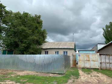 дом бишкек арча бешик: Үй, 7 кв. м, 3 бөлмө, Менчик ээси, Косметикалык оңдоо