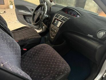 Toyota: Toyota Yaris: 2011 г., 1.5 л, Вариатор, Бензин, Седан — 9