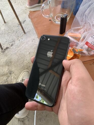 73 qiyməti: IPhone 8, 64 GB, Qara, Barmaq izi
