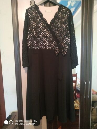 чёрная вечерняя платья: Вечернее платье, Длинная модель, С рукавами, 4XL (EU 48)