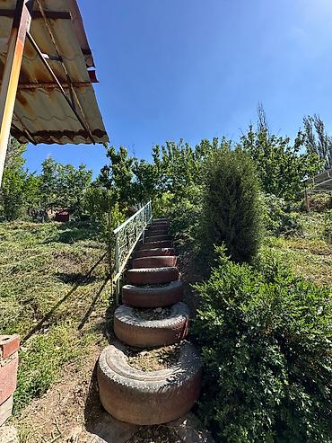 Продажа коттеджей и домов: ПРОДАЕТСЯ ДОМ В С. ВЕРХНИЙ ОРОК 📍 У подножия гор, ул. Шырдакбек — 24