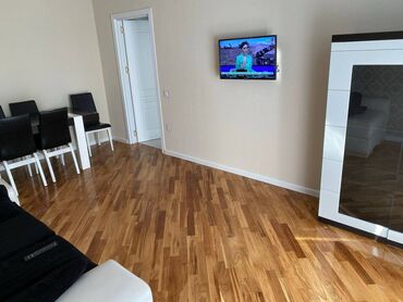 срочно продается квартира: Nəsimi rayonu,Nəsimi Polis İdarəsinən üzbəüz,Amerika səfirliyinin